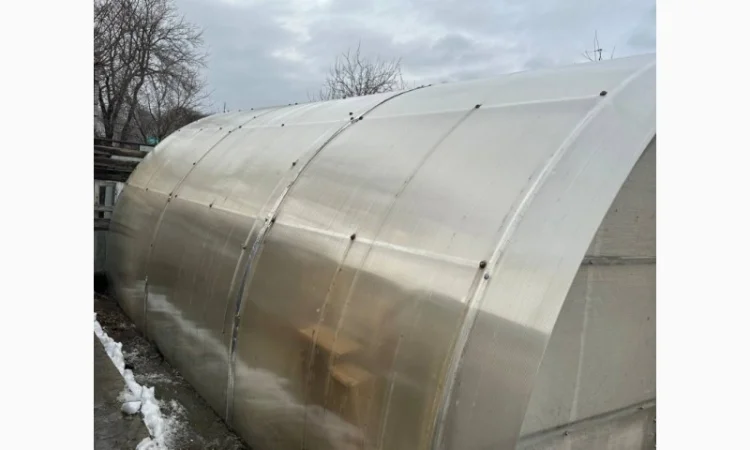 Продається готова теплиця з полікарбонату з котлом. Розмір 4м х 8м - фото № 2