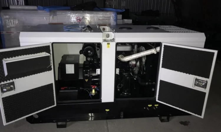 Генератор дизельний 55кВт/69 кВА Італія в наявності з гарантією - фото № 3