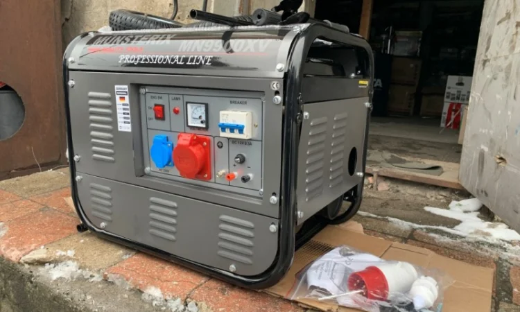 Електрогенератор 3 фазный, на 4.5 кВт Munsterix MN 9900 XV - фото № 1