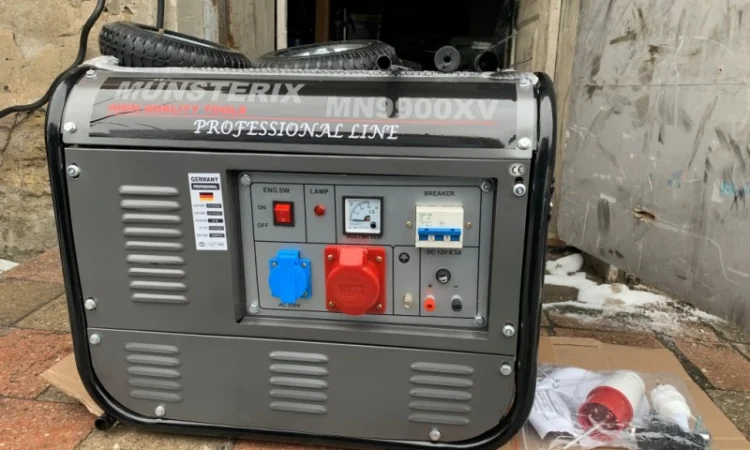 Електрогенератор 3 фазный, на 4.5 кВт Munsterix MN 9900 XV - фото № 2