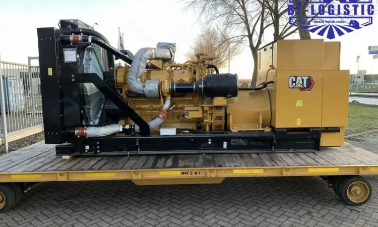 Дизельный генератор Caterpillar C32 1100 kVa 2022 года - фото № 2
