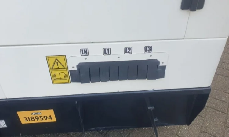 JCB G220QS - 220 kVA 2022 рік - фото № 7