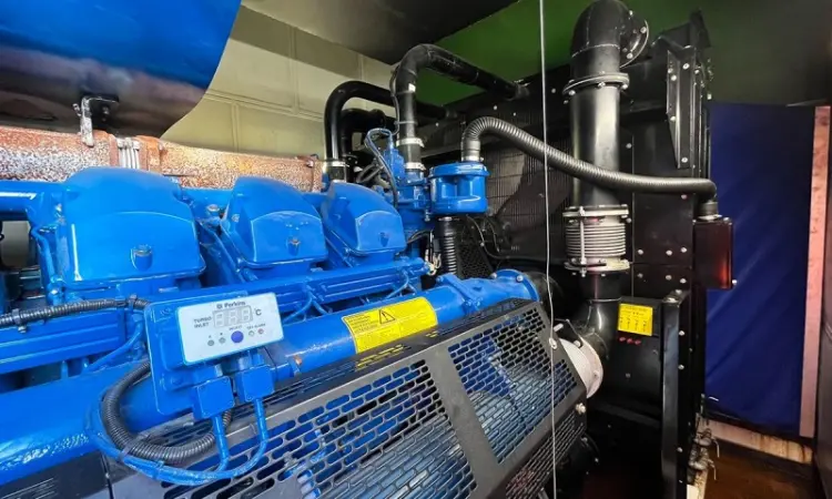 FG Wilson 1650 kVA Perkins 2005 г - фото № 3