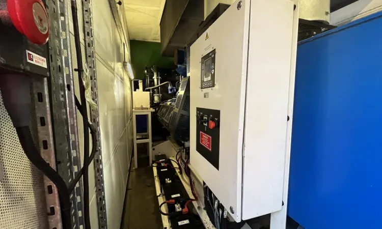 FG Wilson 1650 kVA Perkins 2005 г - фото № 8