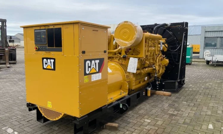 Caterpillar Дизельный генератор 250 кВА/ 200 кВт склад*от 8 до 1250 кВА Гарантия 4 года - фото № 1