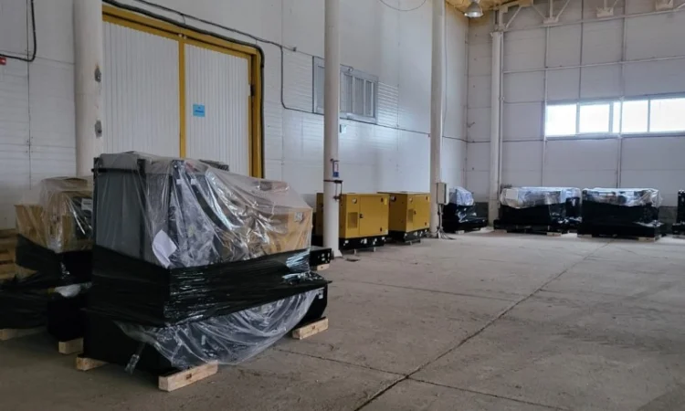 Caterpillar Дизельный генератор 250 кВА/ 200 кВт склад*от 8 до 1250 кВА Гарантия 4 года - фото № 6