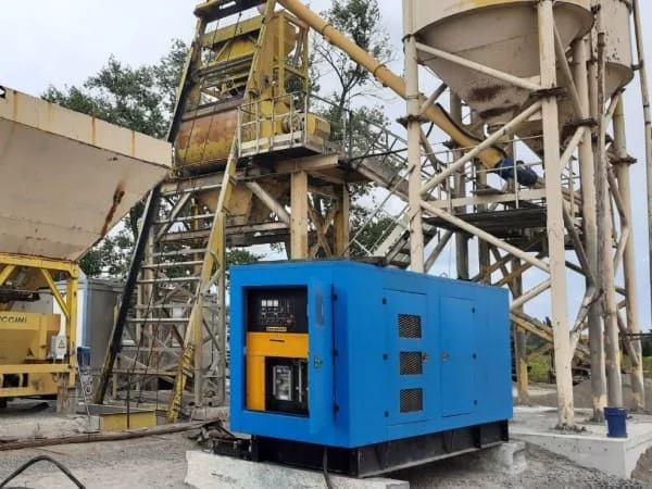 Оренда дизельного генератора 500 кВА SDMO - фото № 1