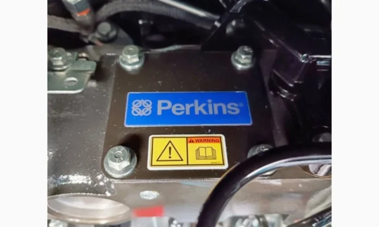 Дизельний генератор модель 110PE Perkins 1104A-44TG2 - фото № 3