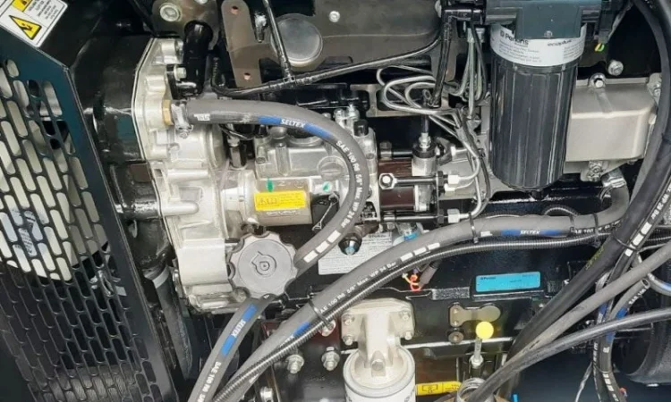 Дизельний генератор модель 110PE Perkins 1104A-44TG2 - фото № 8