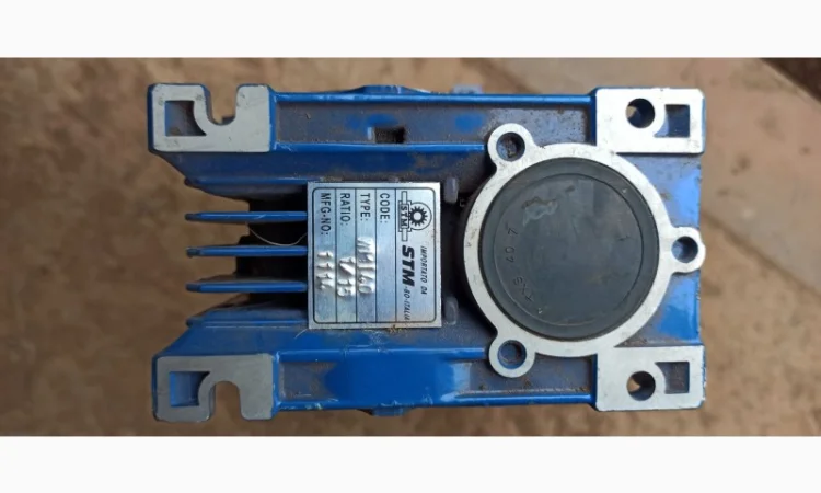 Моторедуктора Motovario, 4шт - фото № 2