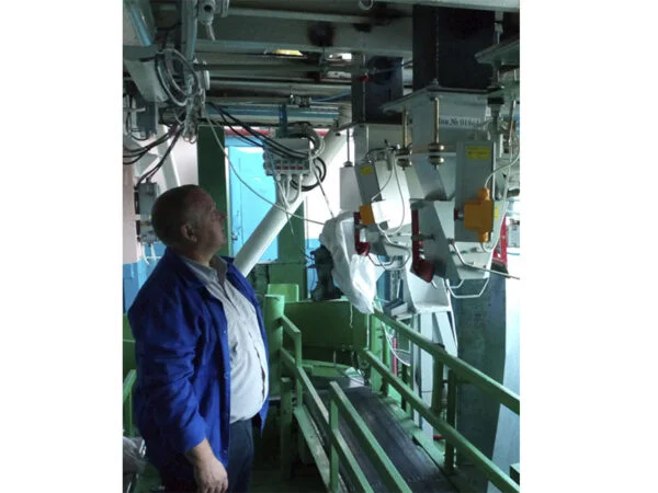 Дозатор ваговий у відкриті мішки СВЕДА ДВС-301-50-1 - фото № 9