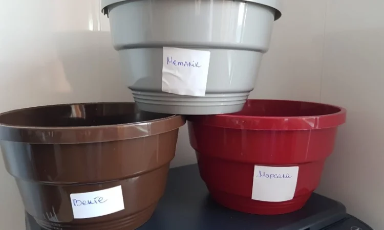 Підвісні горщики для Квітів. Вироб-во Україна. LotPlast - фото № 5