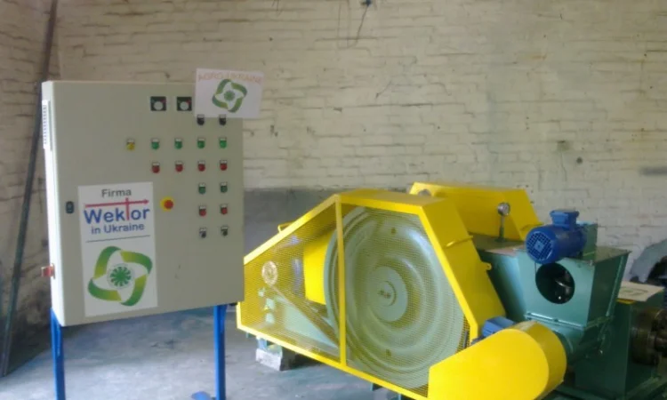 Пресс для изготовления топливных брикетов Вектор БТ60 - фото № 1