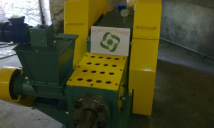 Пресс для изготовления топливных брикетов Вектор БТ60 - фото № 5