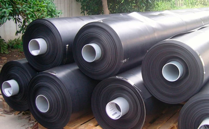 Геомембраны, пленки, покрытия для гидроизоляции прудов, бассейнов, пожарных водоемов, кровли - фото № 1