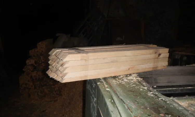 Продам геодезические разметочные колышки с острым скосом. 20*25*700 - фото № 2