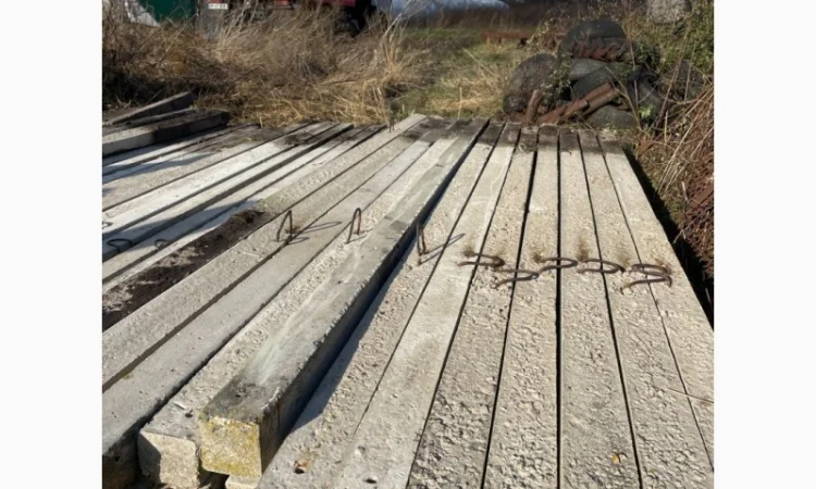 Железобетонный столб Б/У - фото № 1