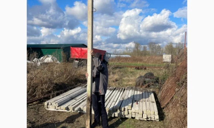 Железобетонный столб Б/У - фото № 2