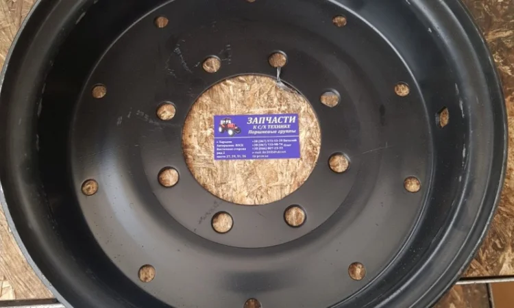 Колесный диск 2ПТС-4 (8 шпил) - фото № 1