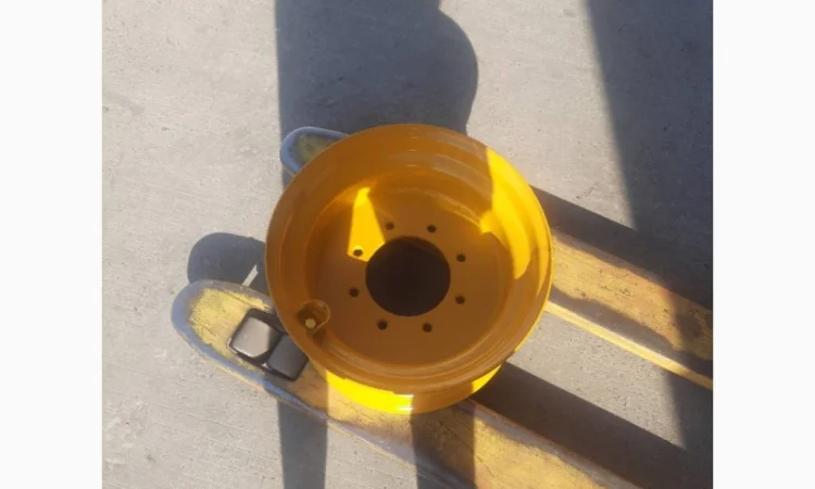 Диск колесный 23x42 на трактор John Deer 8430 под заднюю шину 710/70R42 - фото № 6