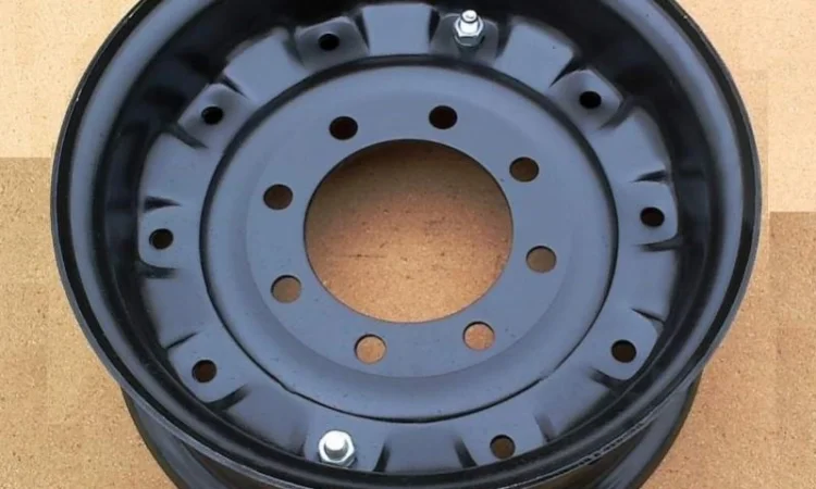 Диски колесные на 8 шпилек, прицепов 2ПТС-4 и КТУ-10 - фото № 1