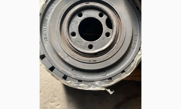 Колесо 6.00-9 - фото № 1