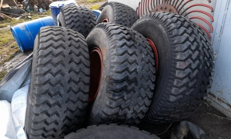 Продам колеса, шини 16.5/70-18 для сільгосптехніки, Т-150 - фото № 1