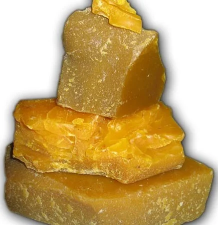 Воск пчелиный весовой от пчеловода - фото № 1