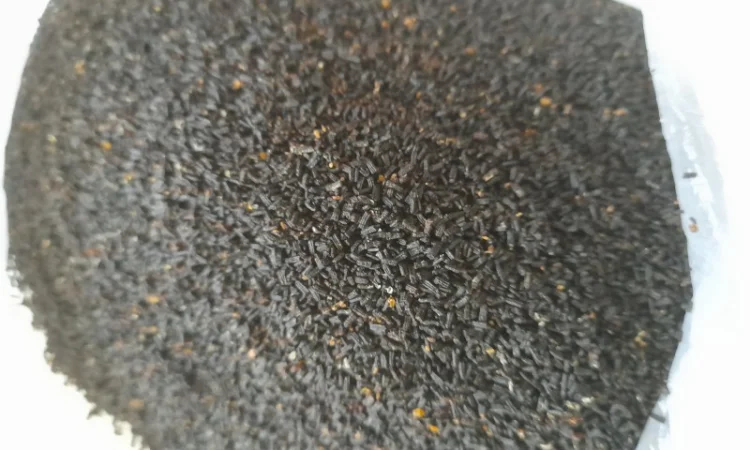 Продукт життєдіяльності личинок воскової молі - фото № 3