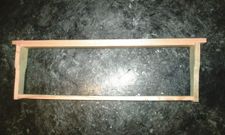 Продам рамки на 300 мм для пчелиных ульев - фото № 2