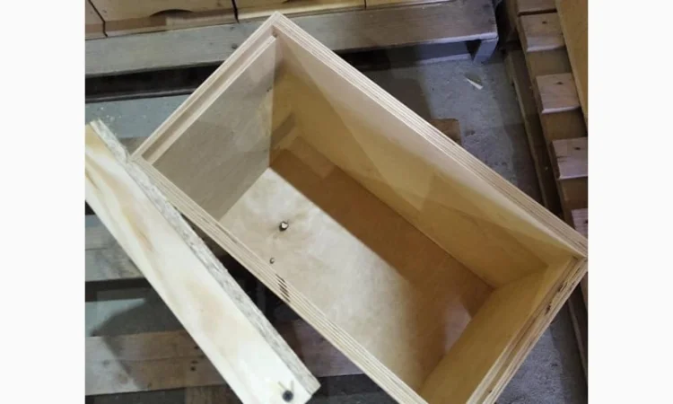 Ящик для пчёл, роев и отводков на 6 рамок - фото № 3