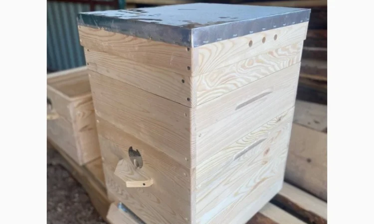 Улей Дадан на 12 рамок (корпус + магазин) с полной комплектацией - фото № 2