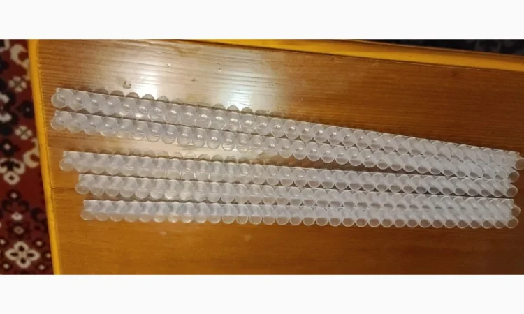 Продам ленту-мисочки для маточного молочка - фото № 1