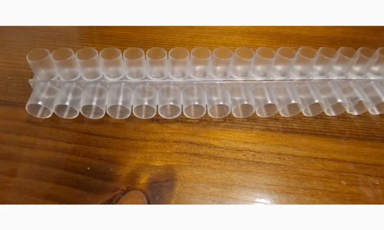 Продам ленту-мисочки для маточного молочка - фото № 2