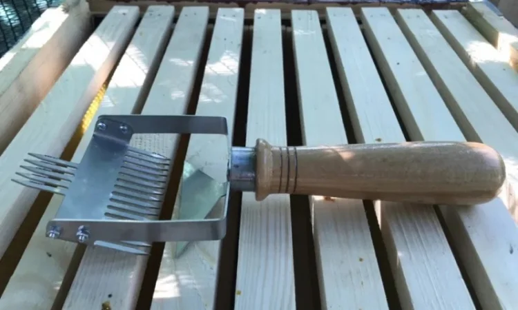 Вилочка Культиватор для розпечатування стільників / культиватор Кузина для распечатки сот - фото № 1