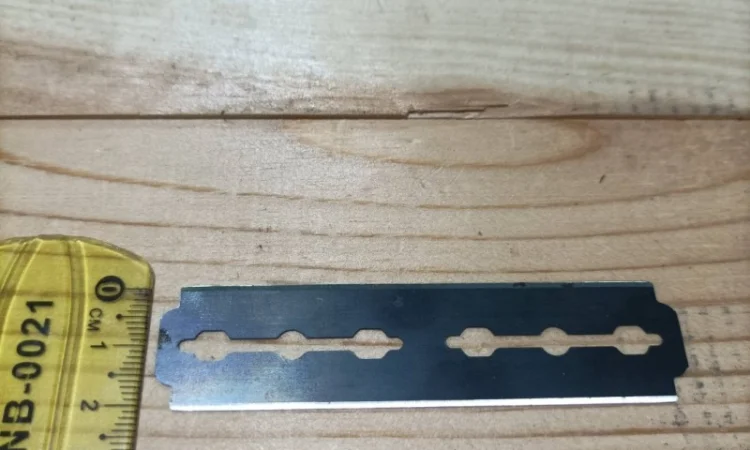 Лезо 80х20, лезвие для изготовления скребков - фото № 3