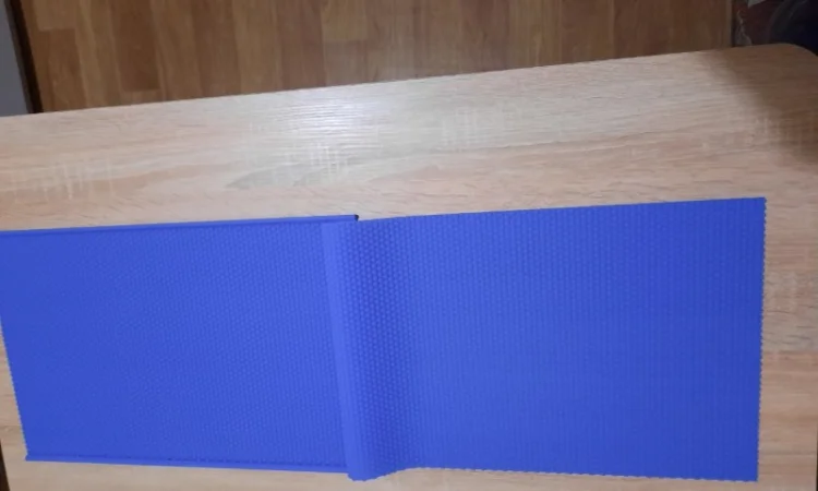 Продам матрицу для изготовления вощины - фото № 1