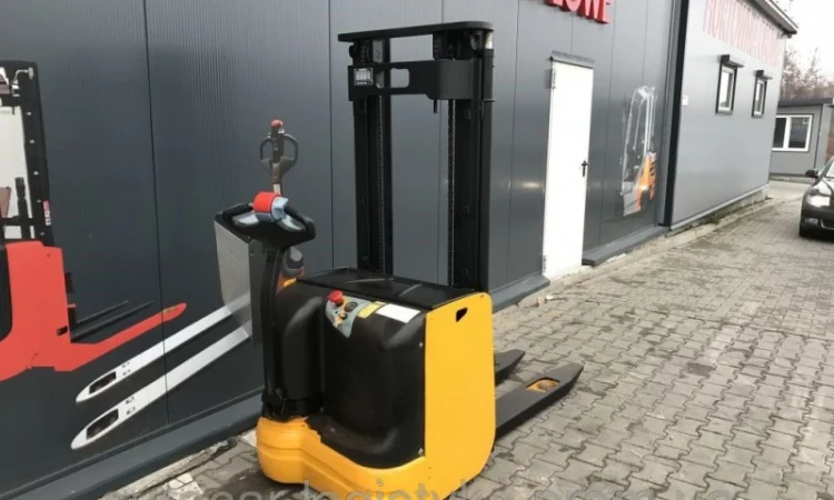 Штабелер електричний HYSTER S 1.6т 3, 0м-висота підйому - фото № 6