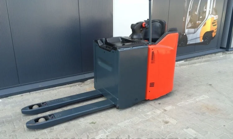 Электротележка LINDE T 20 SP 2012 вантажопідйомність 2000 - фото № 2