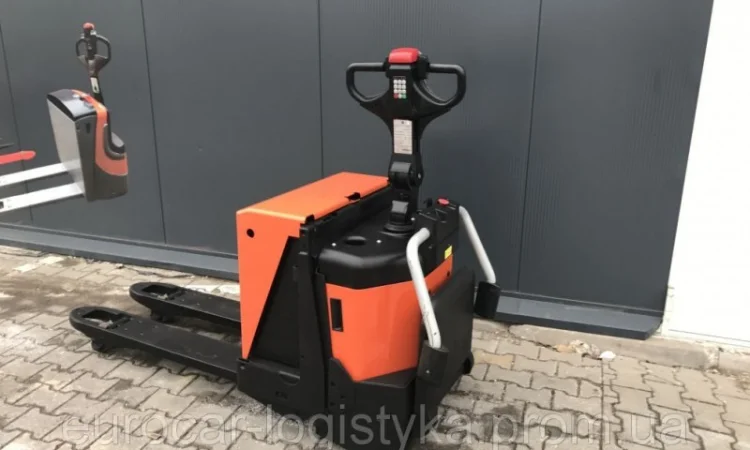 Электротележка TOYOTA BT LPE 2т 2013 батарея грудень - фото № 5