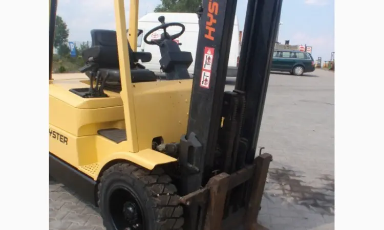 Погрузчик HYSTER H3.00XM 2005р 3.0т 3, 0м-высота подъема - фото № 2