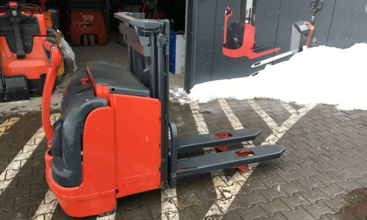 Штабелер електричний LINDE L14 1, 4т 1.5м-висота підйому - фото № 2