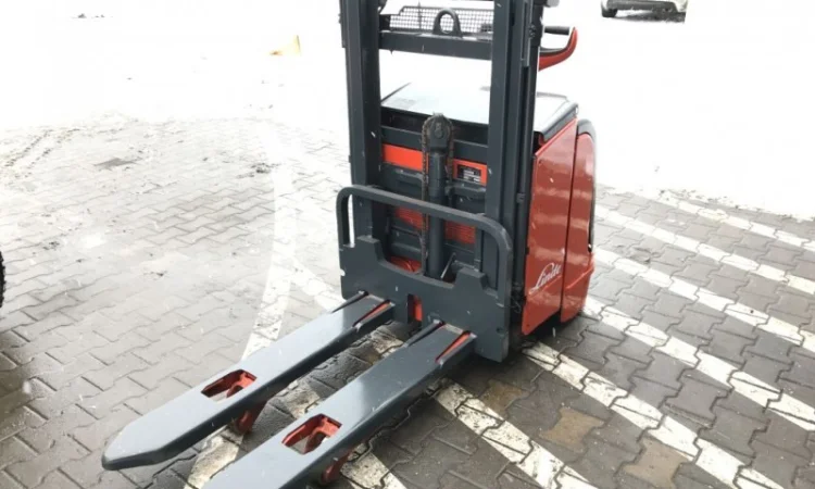 Штабелер електричний LINDE L14 1, 4т 1.5м-висота підйому - фото № 6