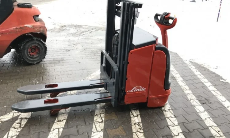 Штабелер електричний LINDE L14 1, 4т 1.5м-висота підйому - фото № 8