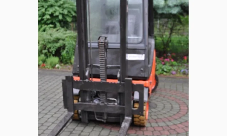 Погрузчик LINDE H 12 2002р 1, 2т 3, 0м-висота підйому - фото № 3