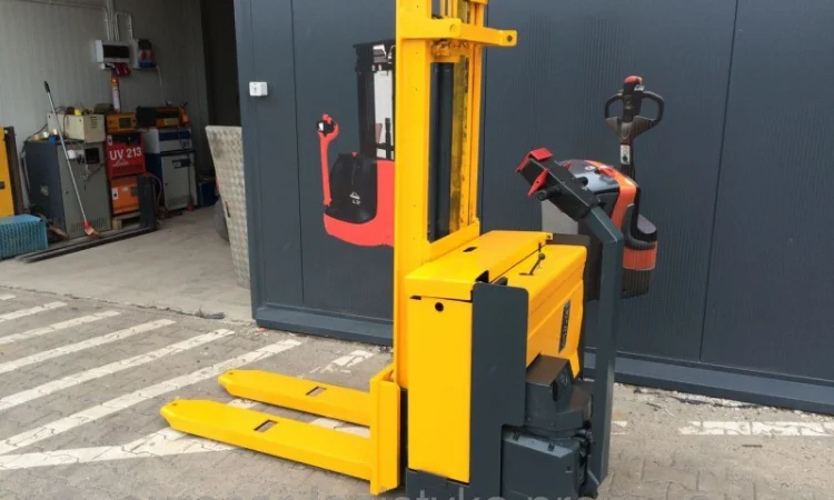 Штабелер электрический JUNGHEINRICH 1, 25т 2, 9м - фото № 6