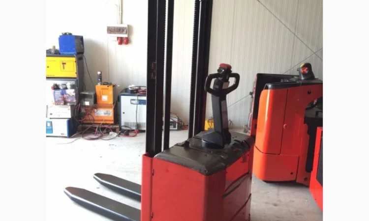 Штабелер электрический MANITOU 1, 3т 3, 3м-висота подй - фото № 4