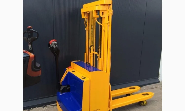 Штабелер электрический STOCKLING 2009р 1, 6т 3, 9м-висота підйому - фото № 2