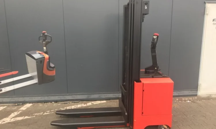 Штабелер электрический поводковый Manitou1, 6 т 4.2 м - фото № 5