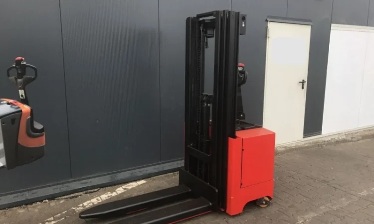 Штабелер электрический поводковый Manitou1, 6 т 4.2 м - фото № 8